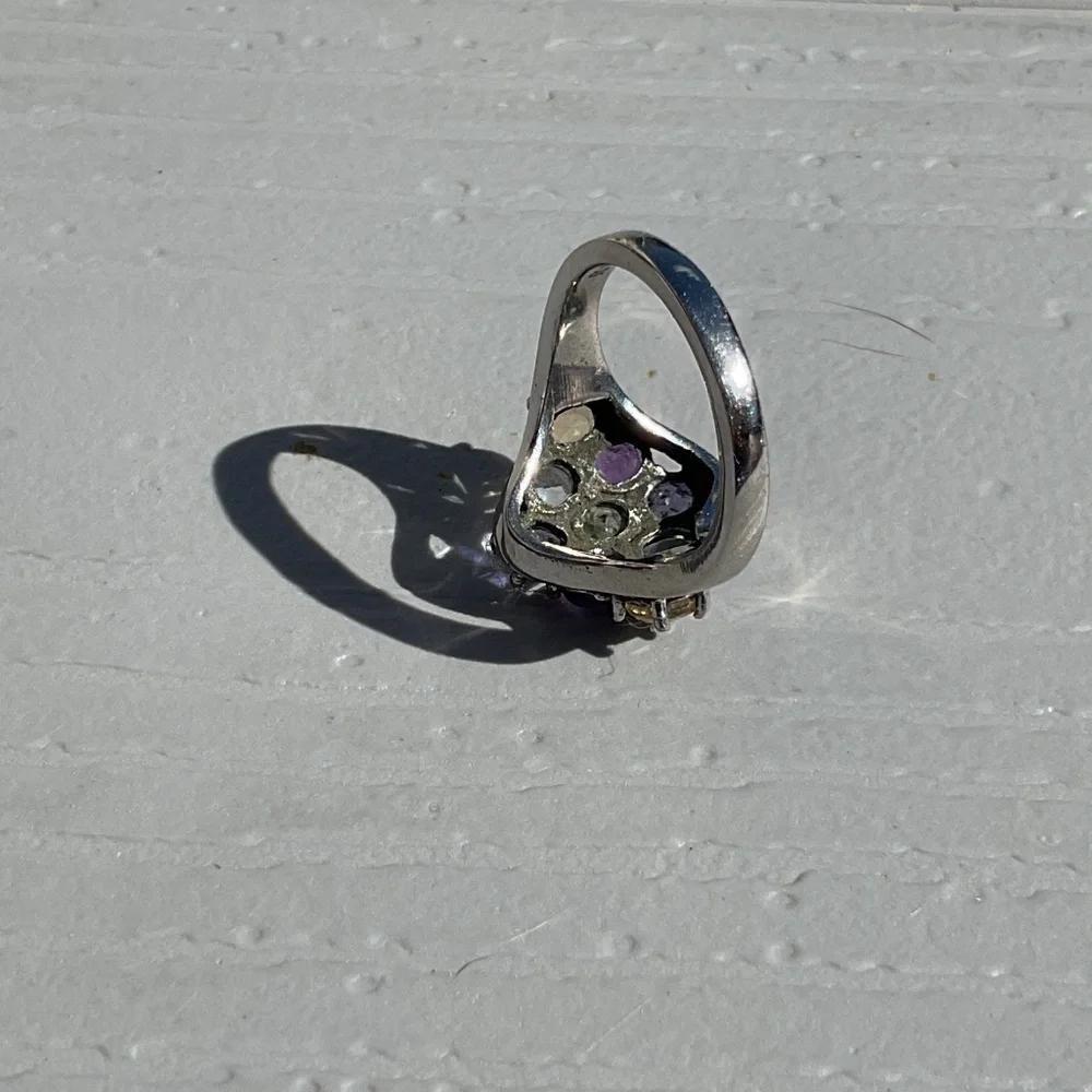 Fashion ring multicolored crystal stones silvertone setting size 8